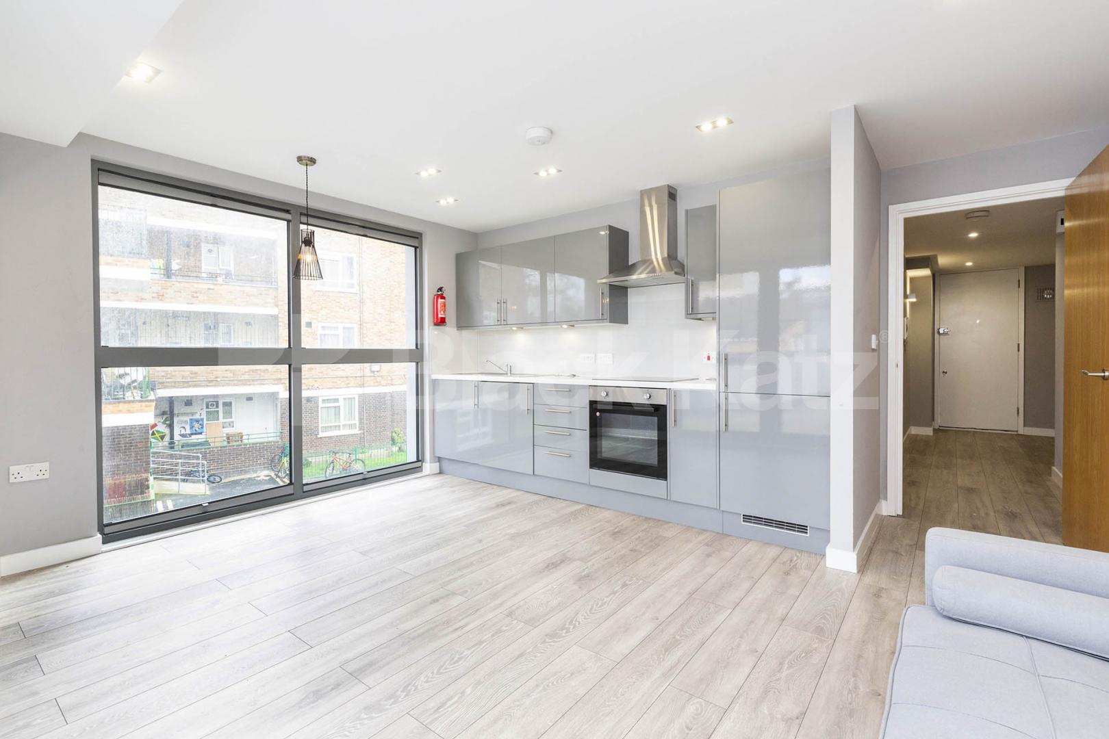			1 Bedroom, 1 bath, 1 reception Apartment			 Mintern Street, Old Street / Shoreditch Park